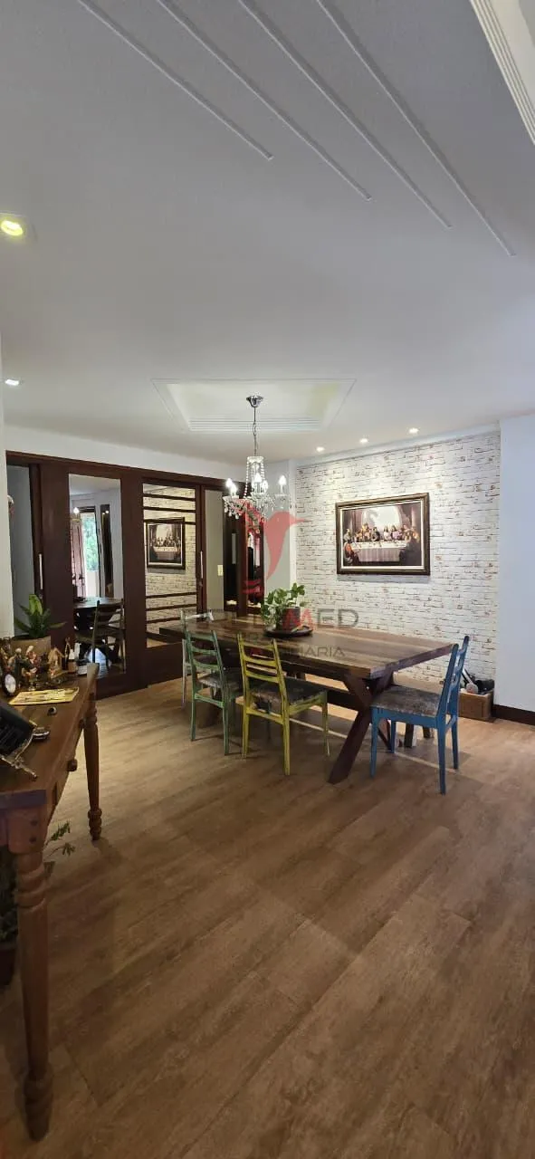 Imagem Vende-se apartamento em excelente localização no bairro de Manaira