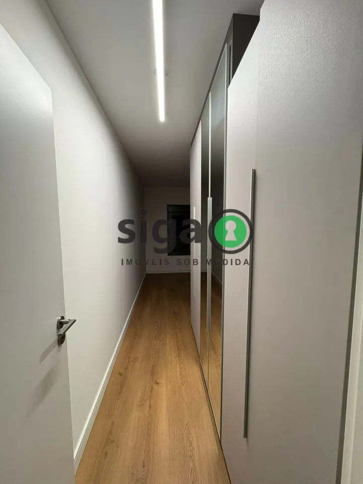 Imagem Apartamento de 128m² com 3 Dormitórios, 2 Vagas e Estrutura Completa.