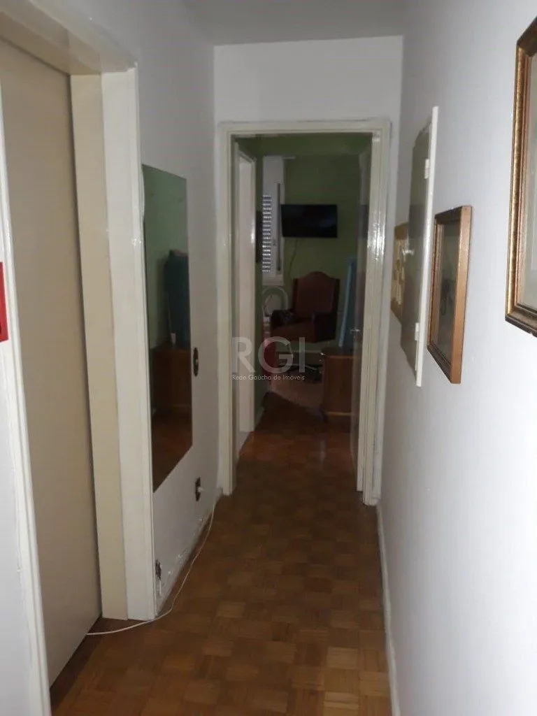 Imagem Apartamento 03 dormitórios (01 suíte), com vaga escriturada, no bairro Santana, em Porto Alegre - RS