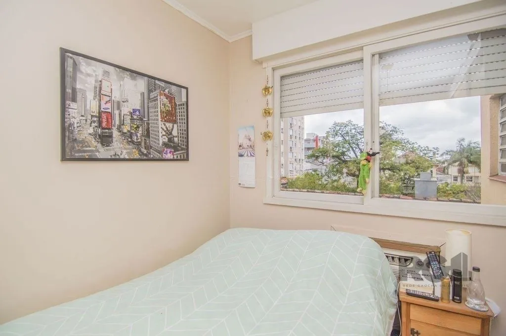 Imagem Apartamento 133m² - 3 dormitórios, 1 vaga no bairro Petrópolis