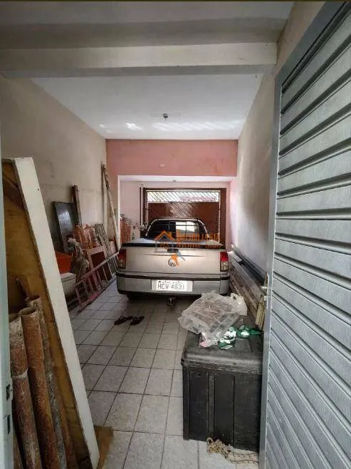 Imagem Sobrado com 9 dormitórios à venda, 220 m² por R$ 1.325.000,00 - Cidade Soinco - Guarulhos/SP