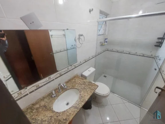 Imagem Sobrado a venda, 03 quartos sendo uma suíte no Capão Raso em Curitiba PR