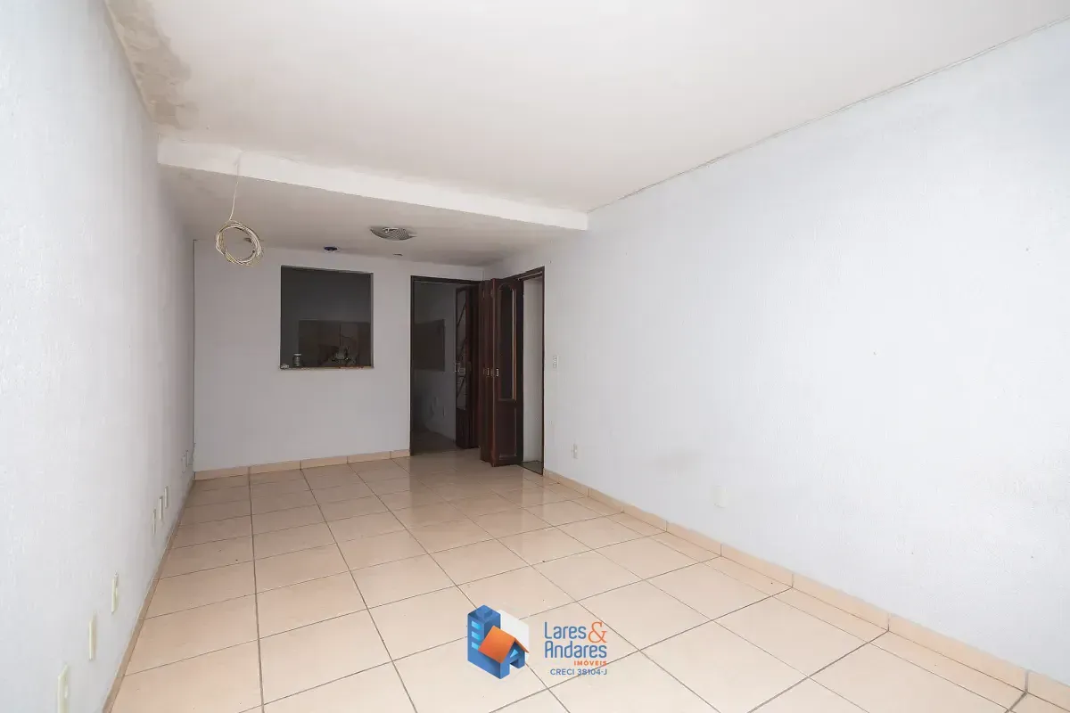 Imagem Casa para venda em Planalto Paulista com 4 quartos, sendo 2 suítes, 290m²