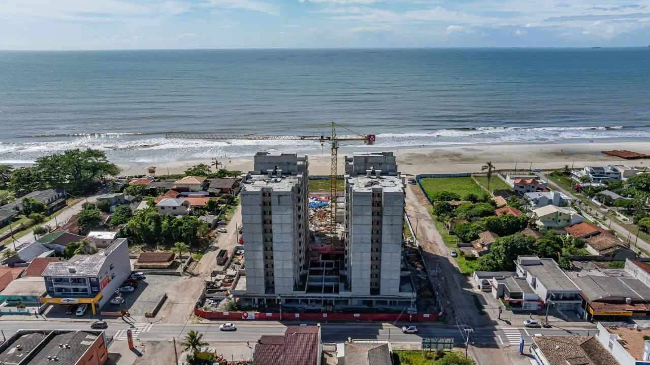 Imagem Sala Comercial em Itapoá: Oportunidade Única!
Loja 05 - Descubra esta sala comercial excepcional e...