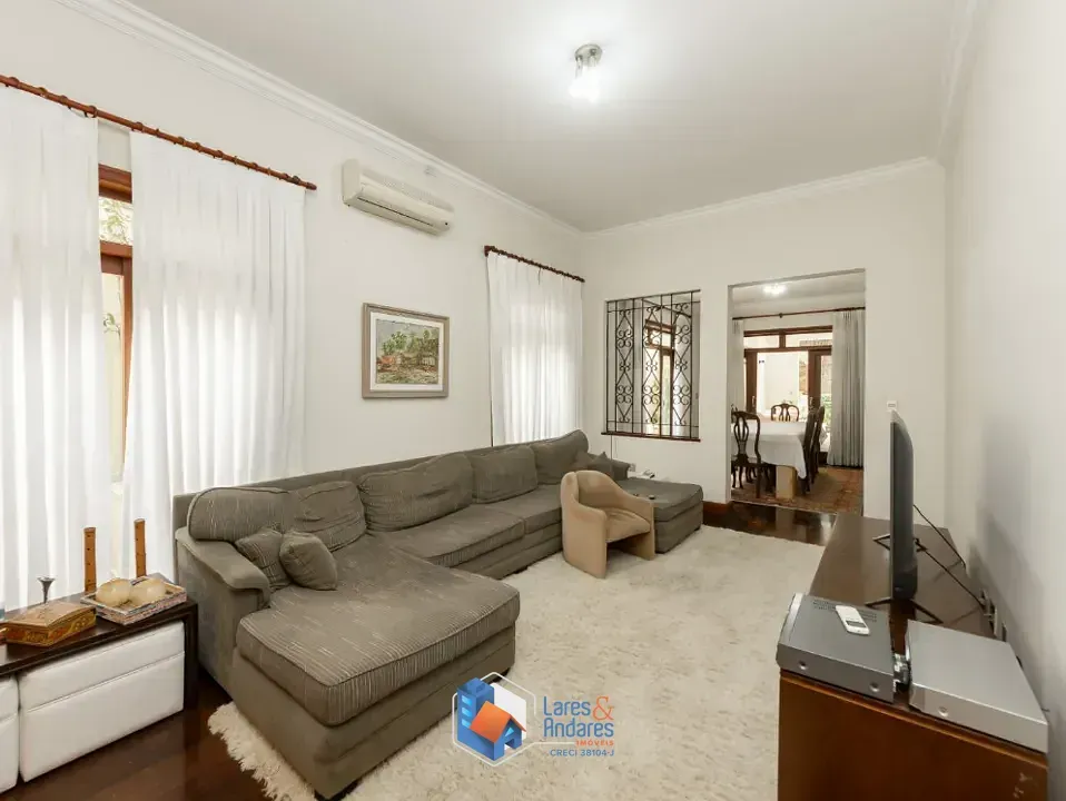 Imagem Sobrado para venda em Morumbi com 4 quartos, sendo 4 suítes, 600m²