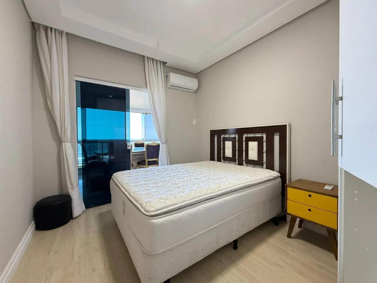 Imagem Apartamento com vista para o mar à venda com 197.02m2 por R$ 2.980.000,00