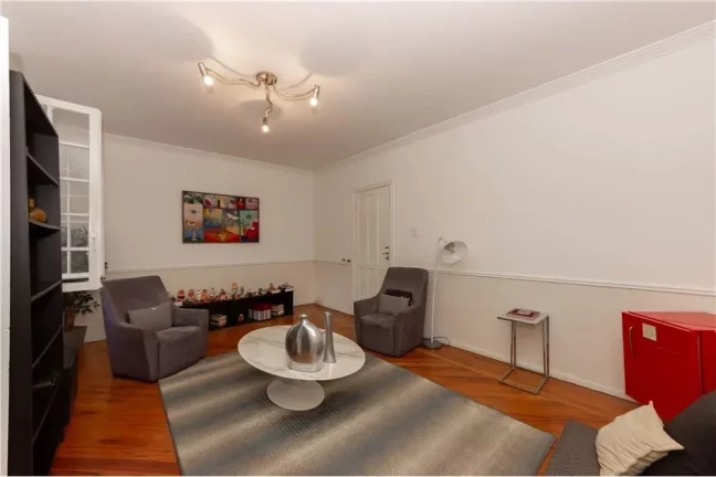 Imagem Casa com 6 dormitórios 220m² Jardim Paulista São Paulo Rua Saint Hilaire