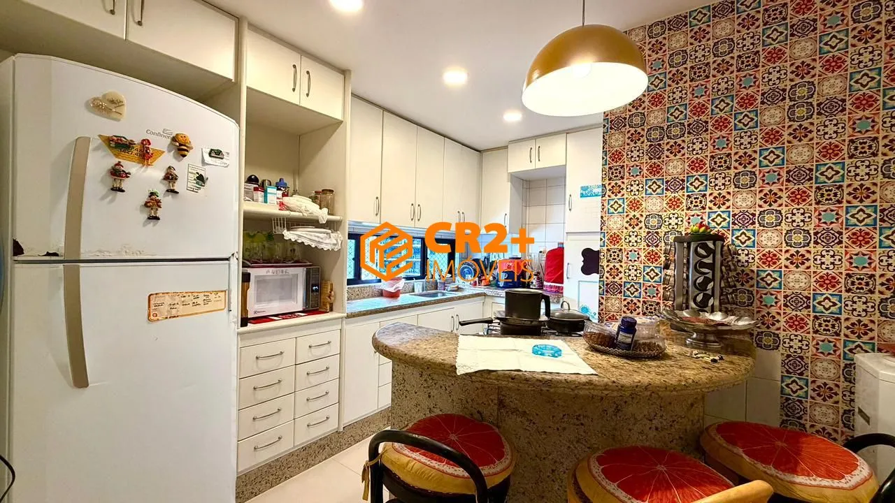 Imagem Vendo Apartamento com 130m² no Parnamerim