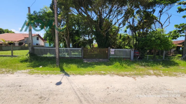 Imagem Terreno 50 metros do mar, excelente localização em Itapoá SC