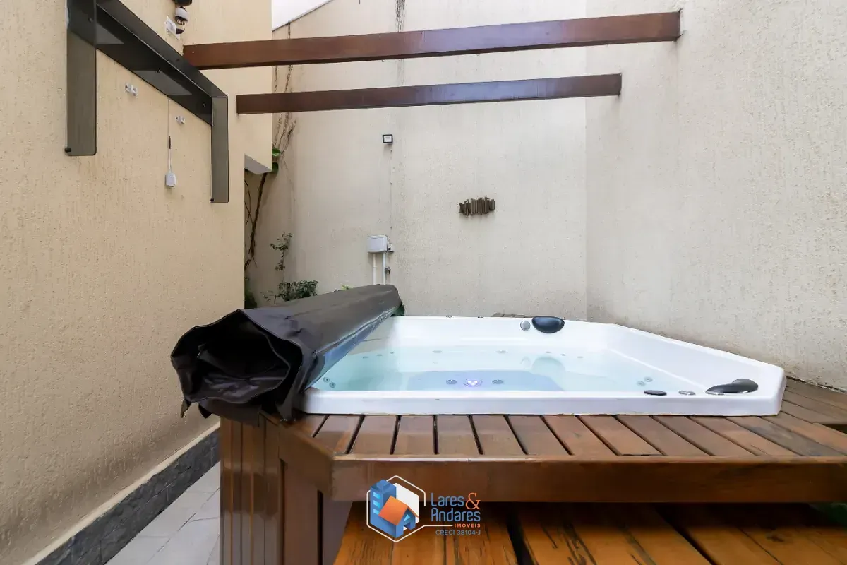 Imagem Sobrado para venda em Jardim Virginia Bianca com 3 quartos, sendo 1 suíte, 223m²