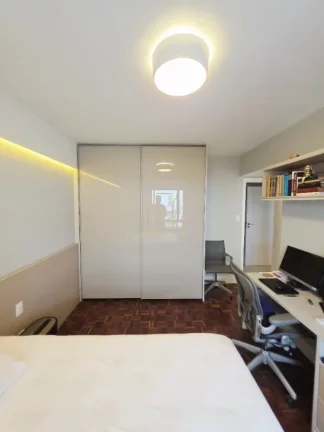 Imagem Apartamento de alto padrão vista mar com quatro suítes home theater varanda gourmet a venda no Horto Florestal