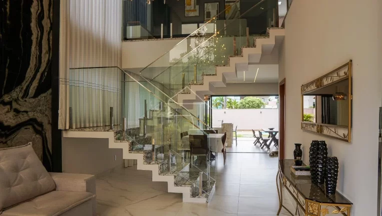 Imagem Luxuosa Casa à Venda no Condomínio Resort Boulevard Lagoa – Serra, ES