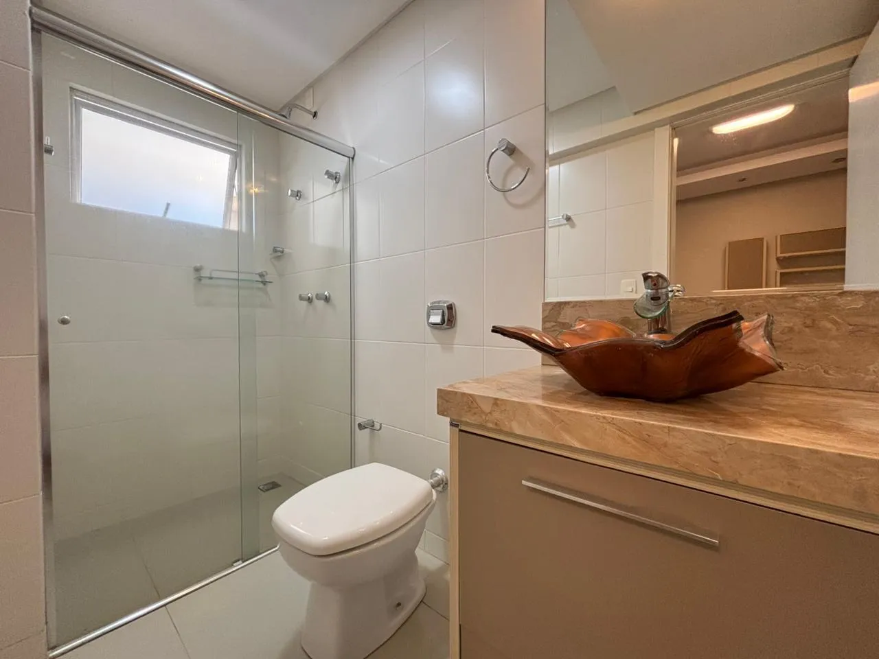 Imagem Apartamento com vista para o mar à venda com 173m2 por R$ 2.800.000,00