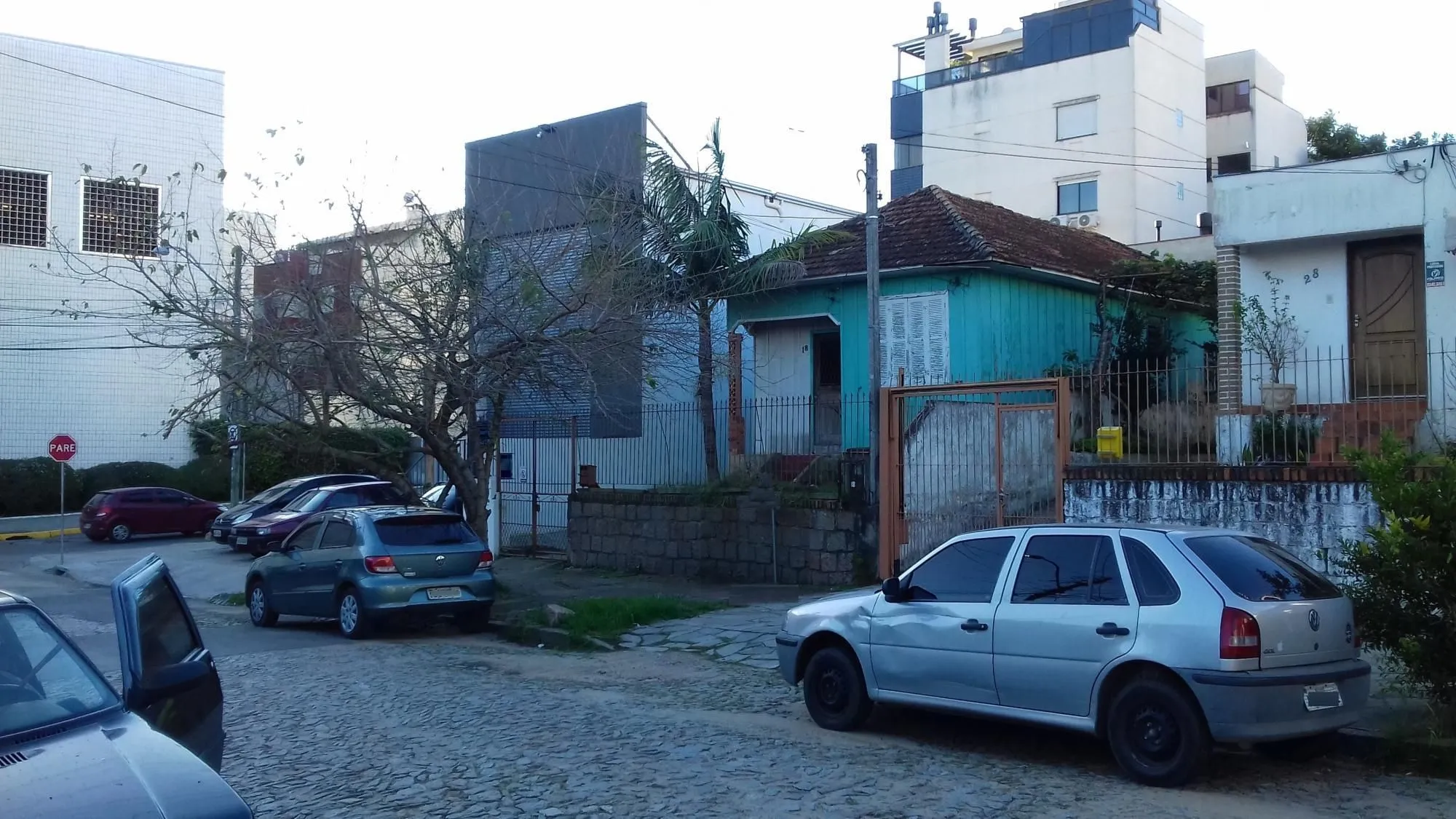 Imagem Casa para Venda - 91m², 2 dormitórios, 1 vaga - Jardim Botânico