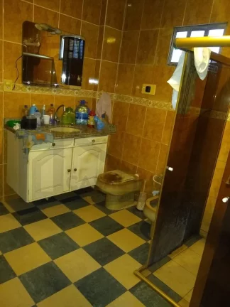 Imagem CASAL IMÓVEIS VENDE CASA HUMAITÁ/PEDREIRA COM 5/4 + 1 DCE- /2 PAVIMENTOS/2 VGS/QUITADA/APTA AO FINANCIAMENTO