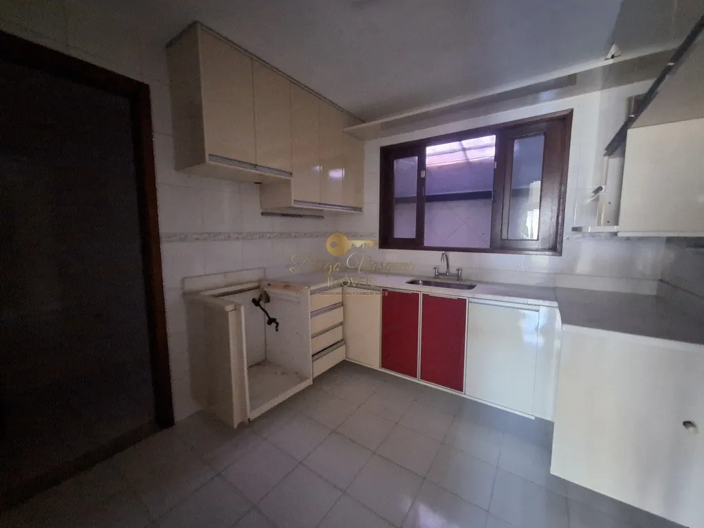 Imagem Casa em Condomínio para Venda em Teresópolis / RJ no bairro Soberbo