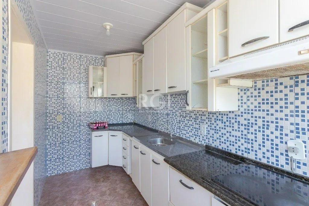 Imagem Cobertura para Venda - 118m², 3 dormitórios, 1 vaga - Nonoai