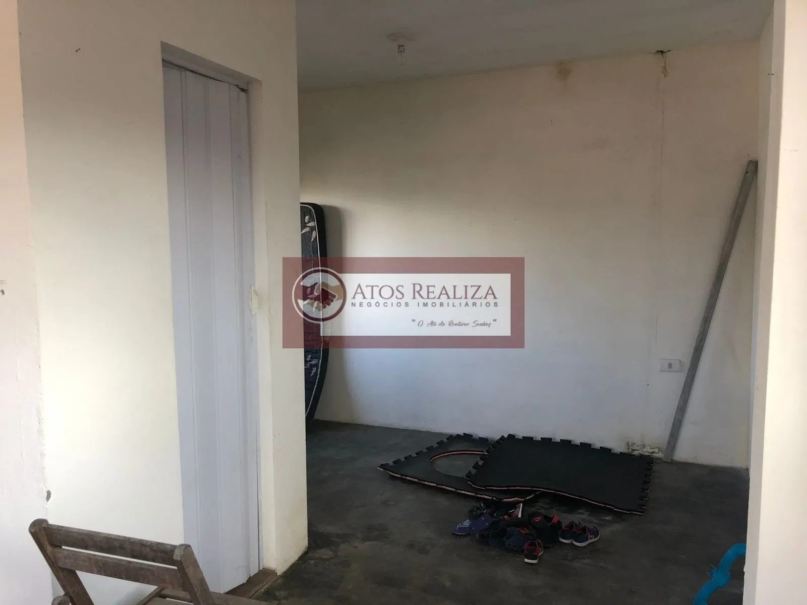 Imagem Vendo Oportunidade no Recanto campo Belo, São 3 casas em um terreno de 300m2, para morar e ter uma renda com locações, Venda por R$299K, aproveite a oportunidade.