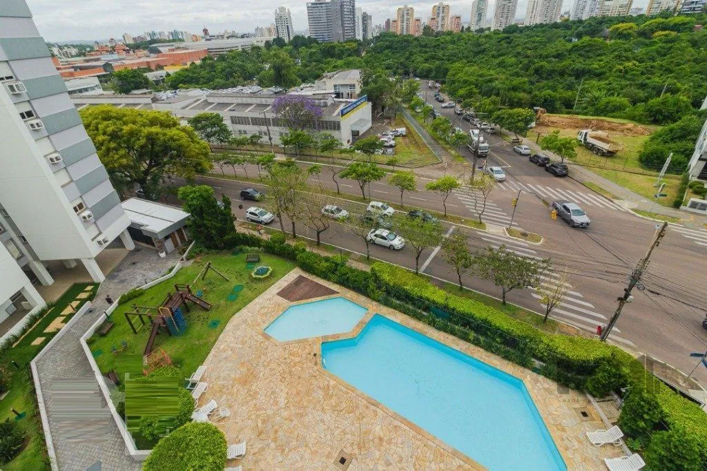 Imagem Vende-se amplo apartamento 3 quartos com suíte, sacada e 2 vagas - 112m² - Chácara das Pedras