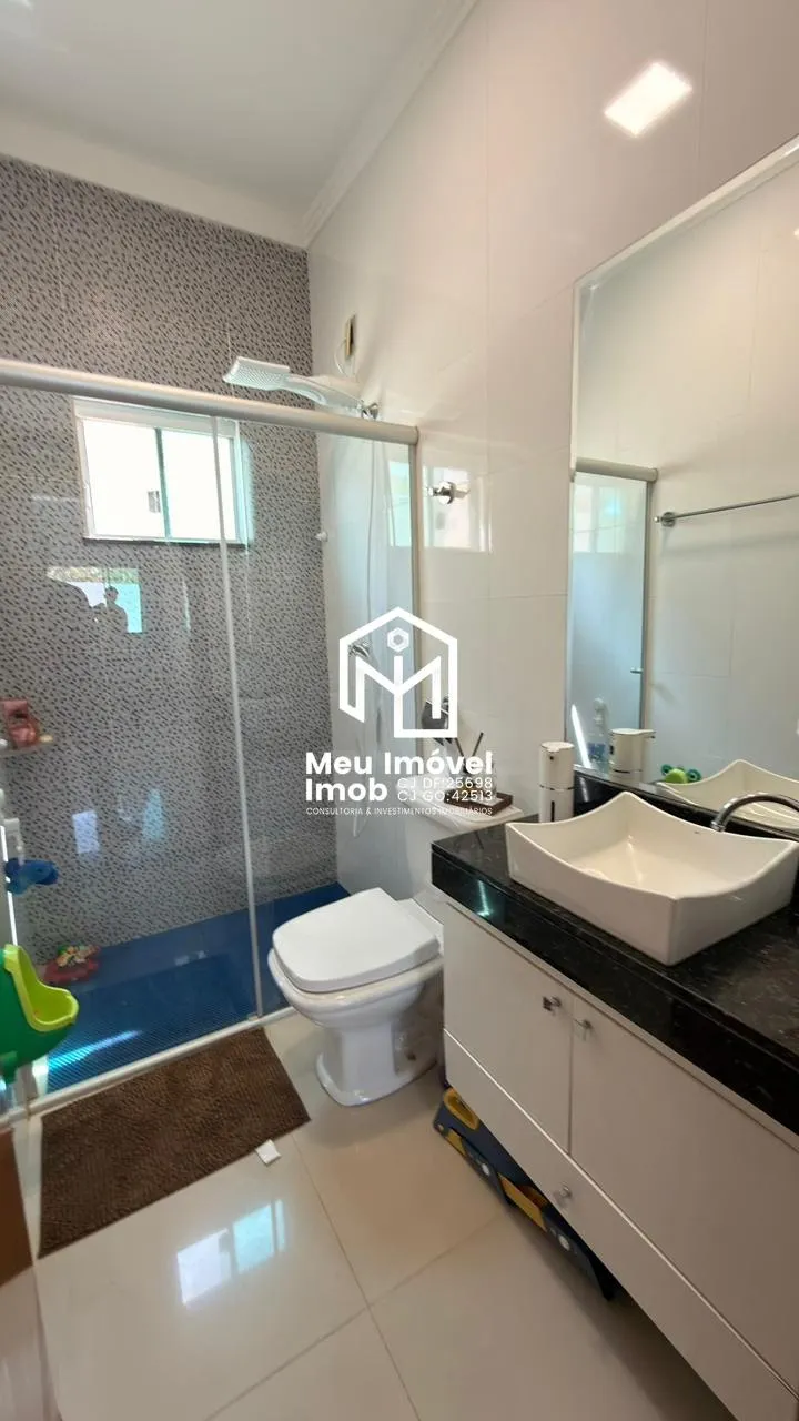 Imagem Casa 3 Quartos 1 Suíte 3 Vagas 200m²