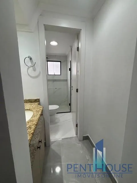 Imagem Apartamento Zona Central para Venda em Balneário Camboriú, CENTRO, 3 dormitórios, 1 suíte, 2 banheiros, 1 vaga