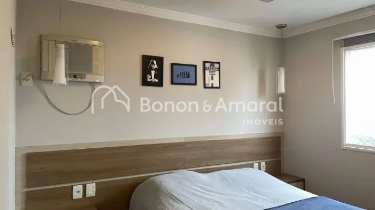Imagem Este amplo apartamento em andar alto oferece excelente ventilação e uma vista livre para a cidade....