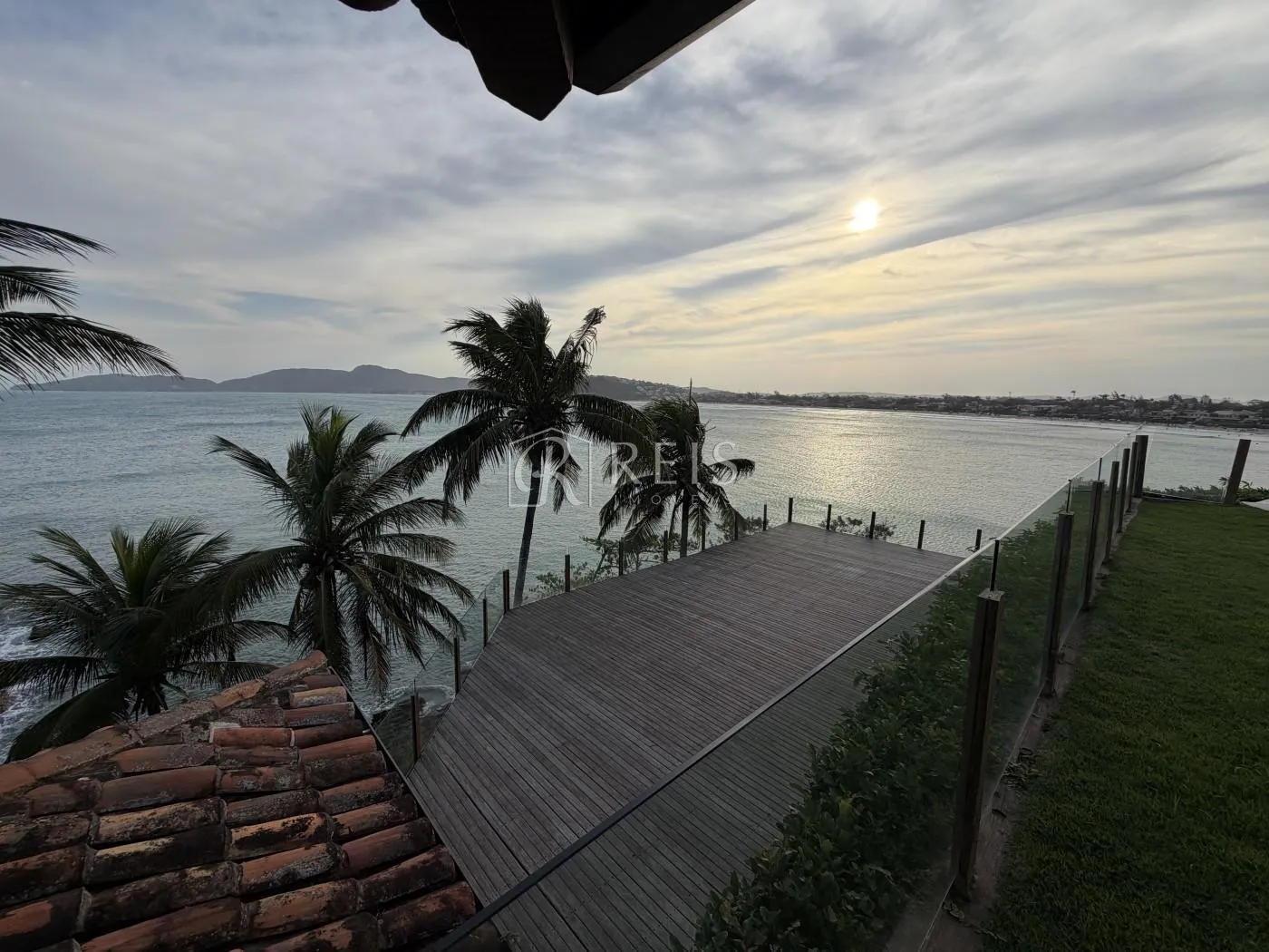 Imagem Casa para Venda em Armação dos Búzios, Geribá, 7 dormitórios, 7 suítes, 10 banheiros, 2 vagas