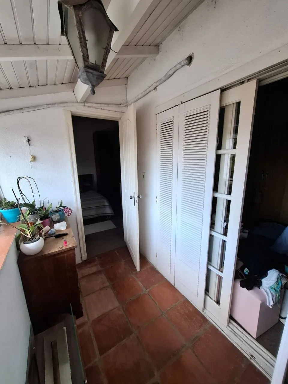 Imagem Casa em Porto Alegre, no bairro Ipanema, com 3 dormitório(s), e 3 banheiros, à venda.