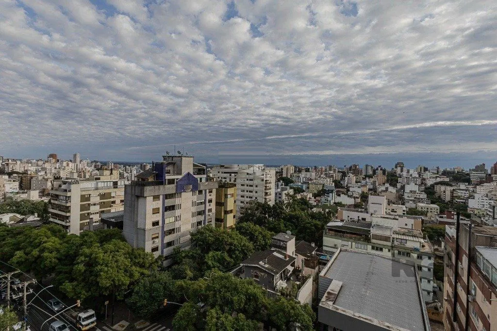 Imagem Vende-se excelente apartamento 3 quartos c/ suíte, 2 vagas, living com lareira, sacada e churrasqueira - 97m² - Auxiliadora