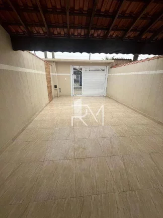 Foto do imóvel Casa com 3 dormitórios à venda, 107 m por R$ 469.000,00 - Oceanópolis - Mongaguá/SP