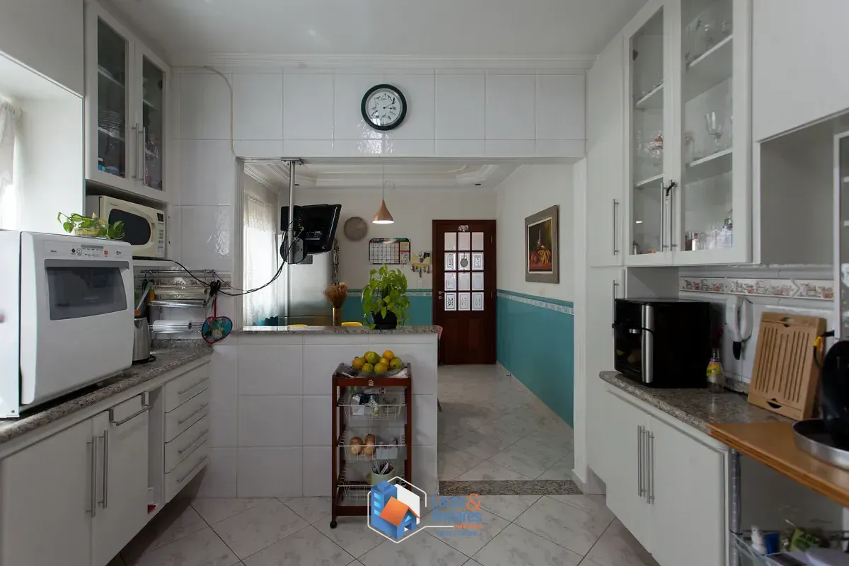 Imagem Sobrado para venda em Pirituba com 4 quartos, sendo 2 suítes, 242m²