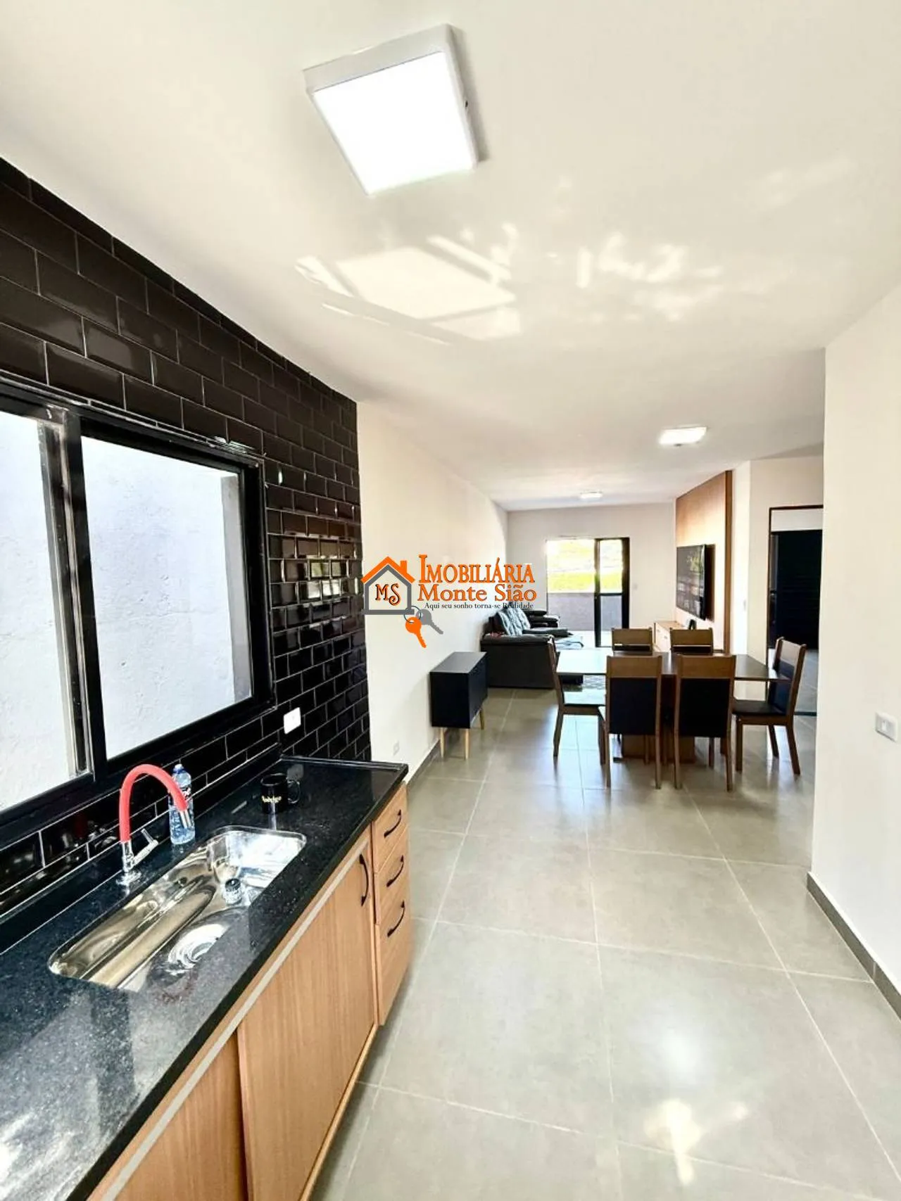 Imagem Casa com 2 dormitórios à venda, 120 m² por R$ 790.000,00 - Terra Preta - Mairiporã/SP