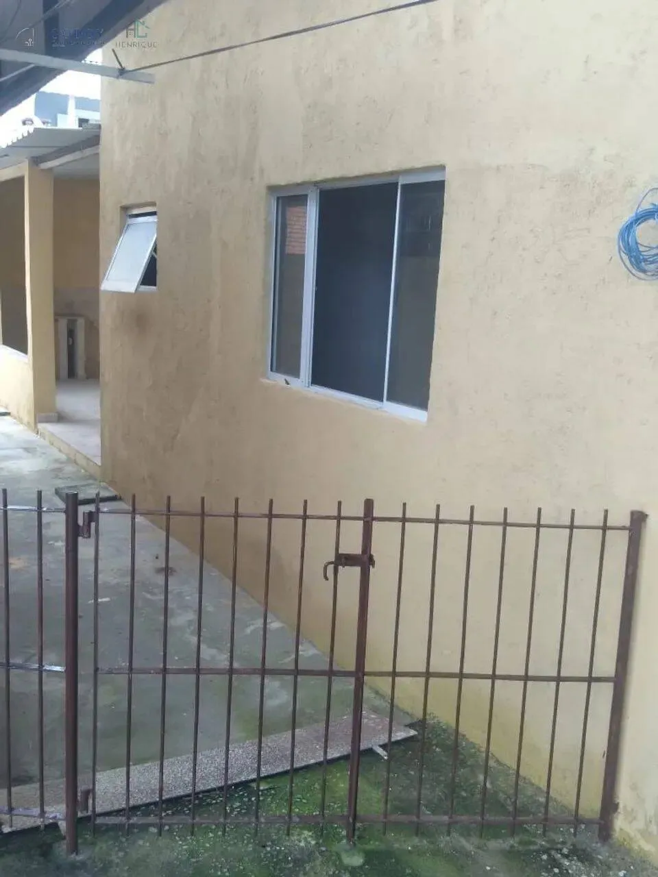 Imagem Casa Nova de Fundos em Excelente Localização