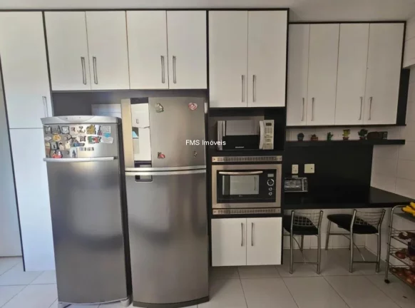 Imagem Apartamento à venda no bairro Jurubatuba com 4 quartos sendo 1 suíte, 4 banheiros, 2 vagas, 117m².