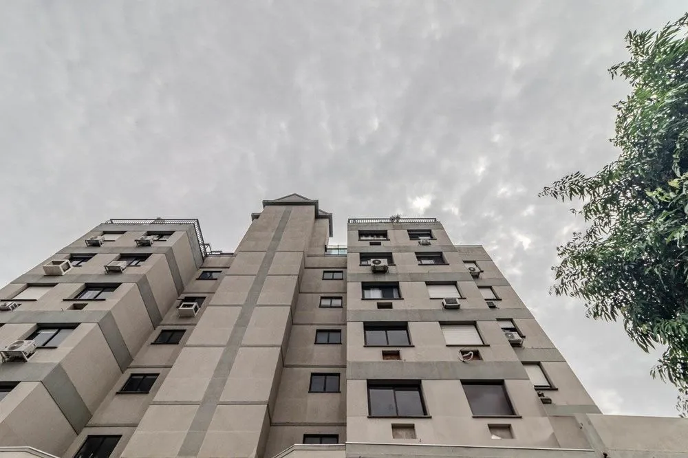 Imagem Apartamento 1 dormitório reformado excelente localização - Porto Alegre