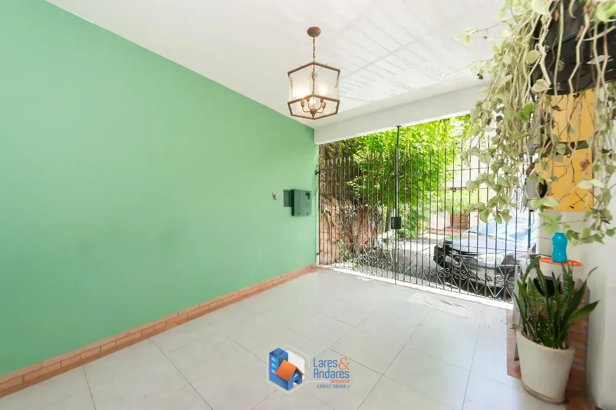 Imagem Casa de vila para venda em Aclimação com 4 quartos, sendo 1 suíte, 247m²