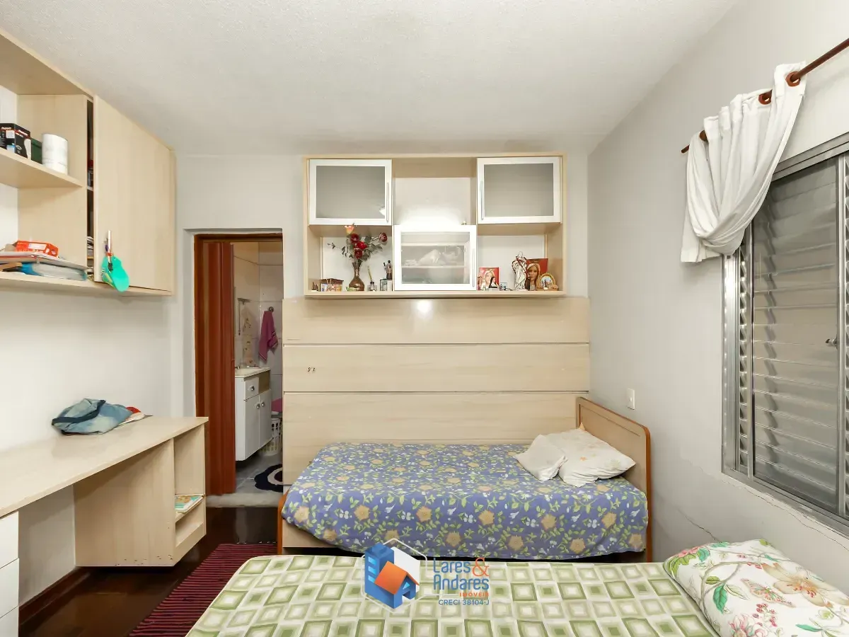Imagem Casa para venda em Jardim Nosso Lar com 4 quartos, sendo 2 suítes, 250m²