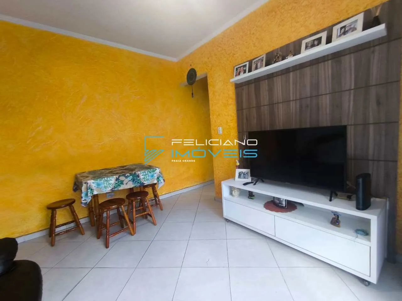 Imagem Apartamento com 2 quartos, Caiçara, Praia Grande - R$ 600 mil, Cod: 7455