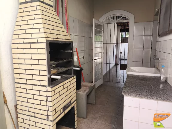 Imagem Linda casa +edícula próximo a praia