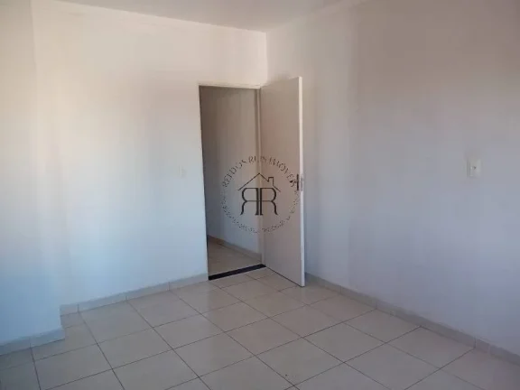 Imagem Casa à venda com 80m², 2 quartos e 1 vaga
Explore esta encantadora casa localizada no acolhedor ba...