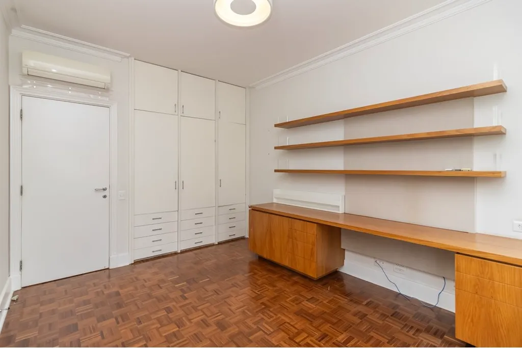 Imagem Apartamento à venda em São Paulo, Cerqueira César, com 3 quartos, 213.5m2