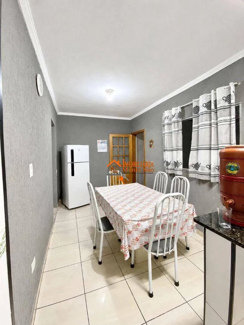 Imagem Casa com 2 dormitórios à venda, 140 m² por R$ 318.000,00 - Jardim Nova Cidade - Guarulhos/SP