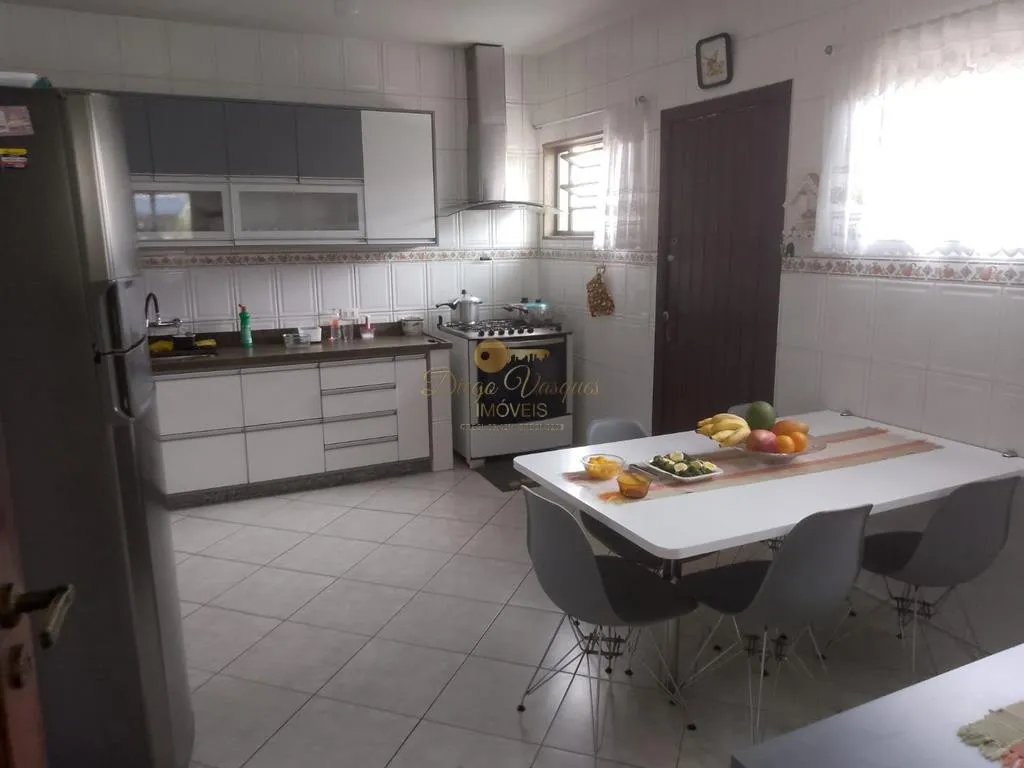 Imagem Casa para Venda em Teresópolis / RJ no bairro Várzea