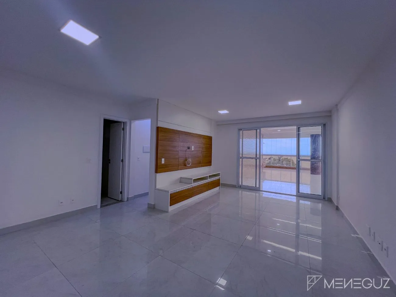 Imagem Apartamento 4 suítes no centro de Guarapari, de frente para o mar da Praia das Castanheiras