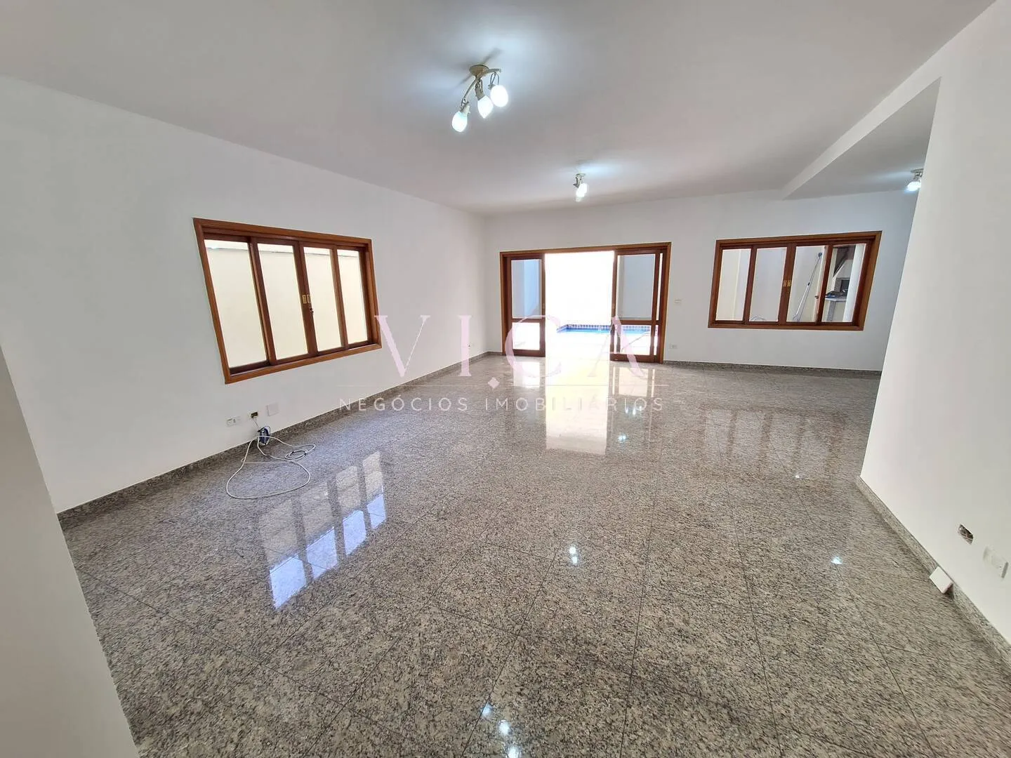 Imagem Alphaville 4|Casa 365m² 4 dorms, 2 suítes, piscina e area gourmet|R$ 14.350