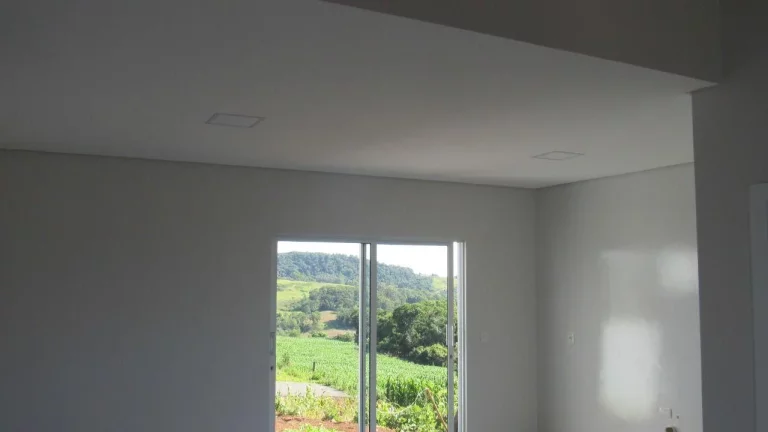 Imagem Casa para Venda em Concórdia, Interior, 2 dormitórios, 1 suíte, 1 banheiro