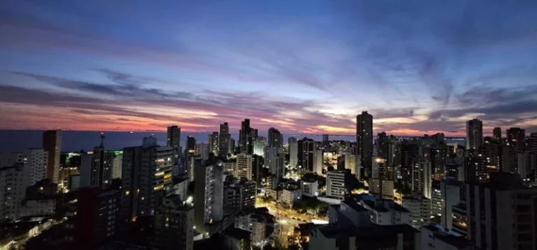 Imagem A 5ª Avenida Imóveis selecionou esse belíssimo apt. no Mansão Giovanni Bellini, Jardim Apipema: 3/4, suite + Gabinete 162m² + 3 garagens + Lazer