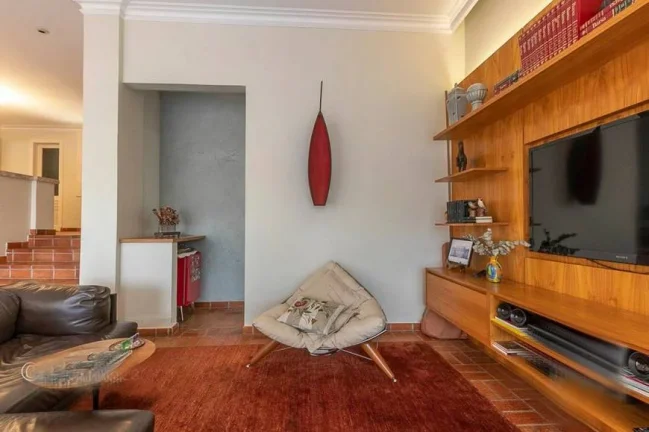 Imagem Casa Padrão - Santa Lúcia