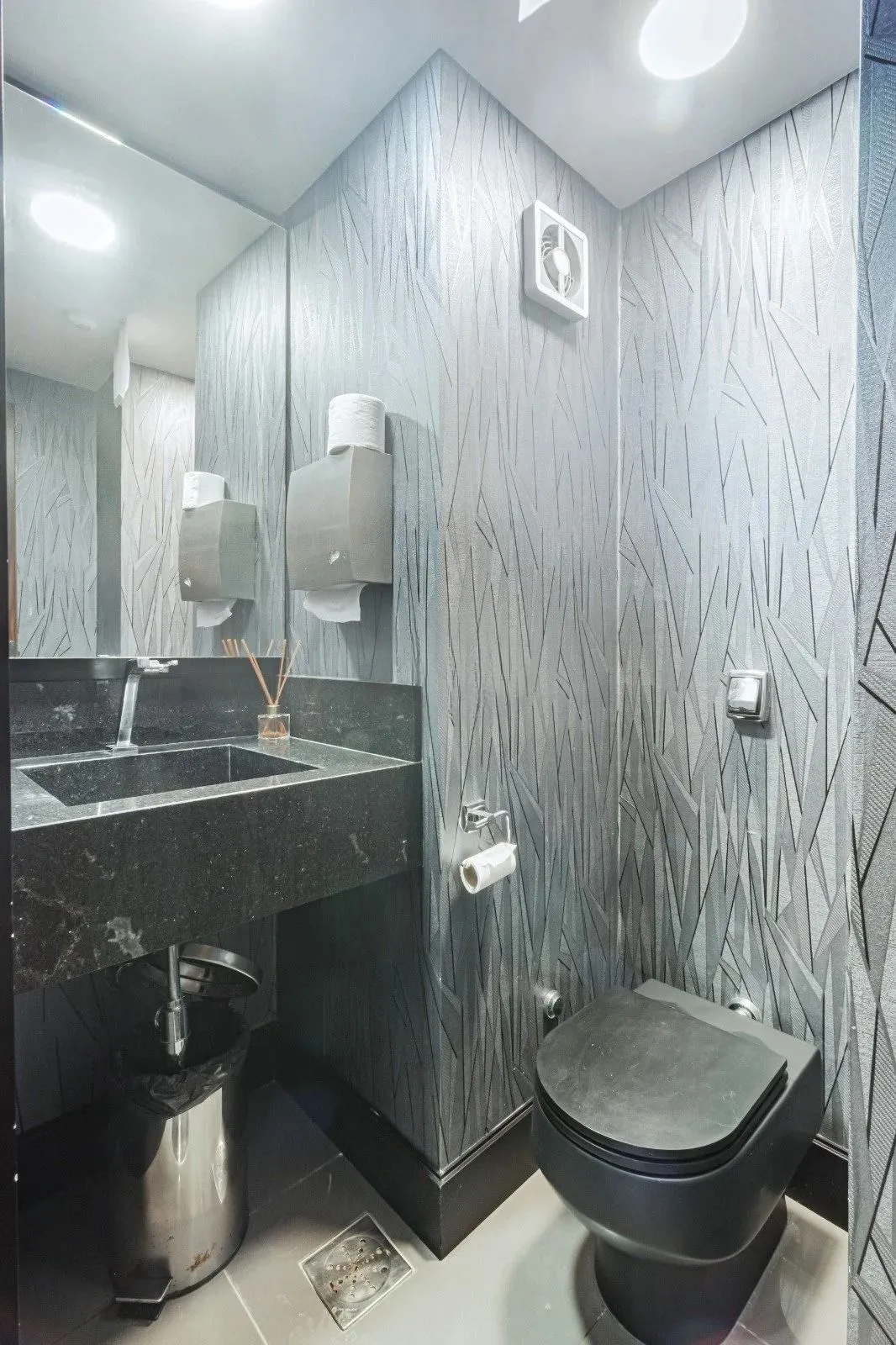 Imagem Sala/Conjunto Comercial com 4 vagas e 218m²