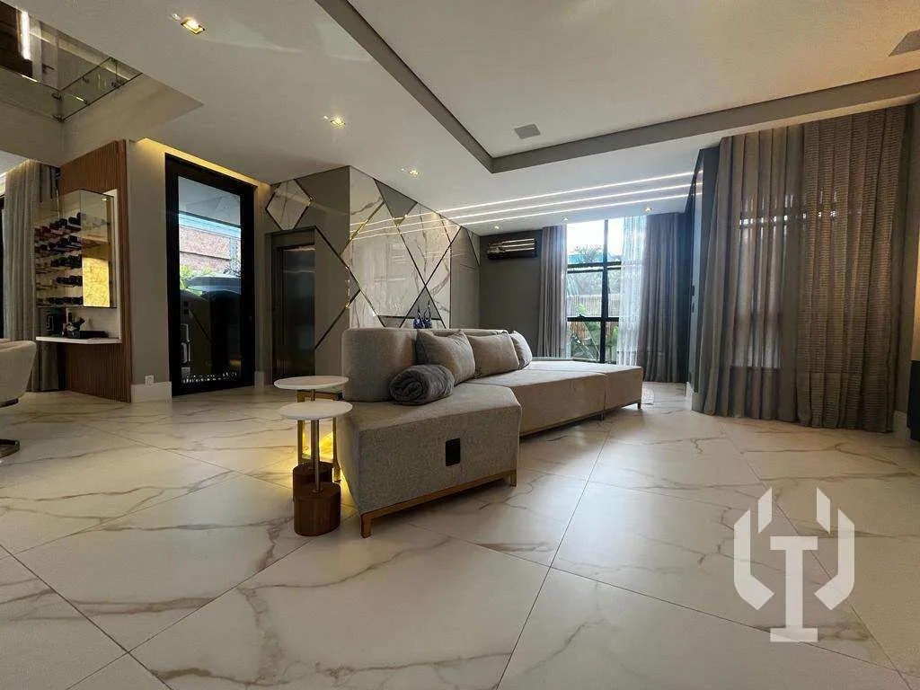 Imagem Casa de condomínio à venda, no VIVENDAS DO ATLÂNTICO, em Balneário Camboriú, Praia do Estaleiro, com 4 quartos, 650m2